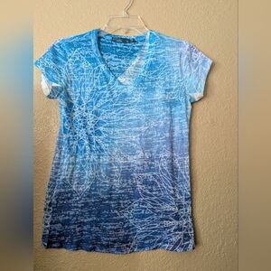 Ocean Blue Ombre Women's Vneck Tee by prAna Sz M